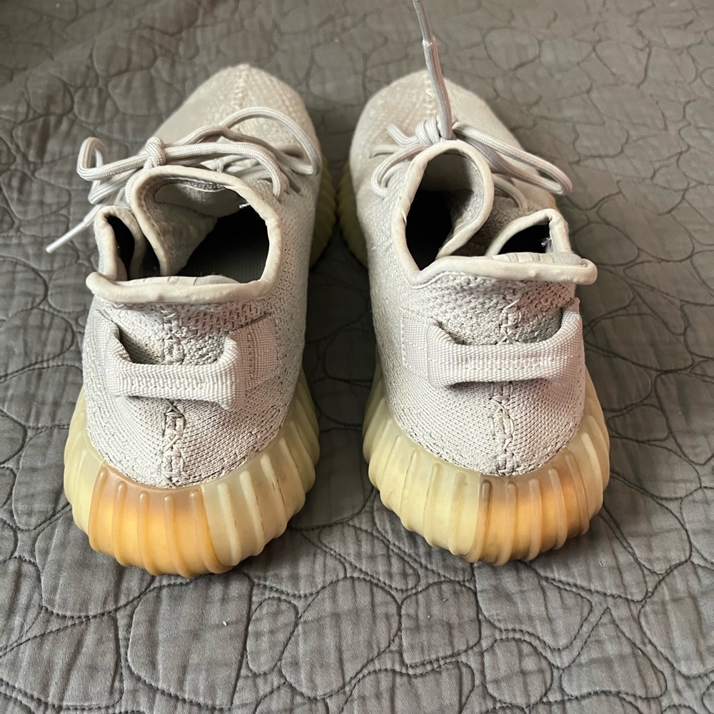 Men’s Yeezy Boost 350 V2 Sesame